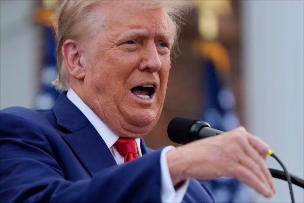 Secret Service grants Trump bulletproof glass for rallies: Report