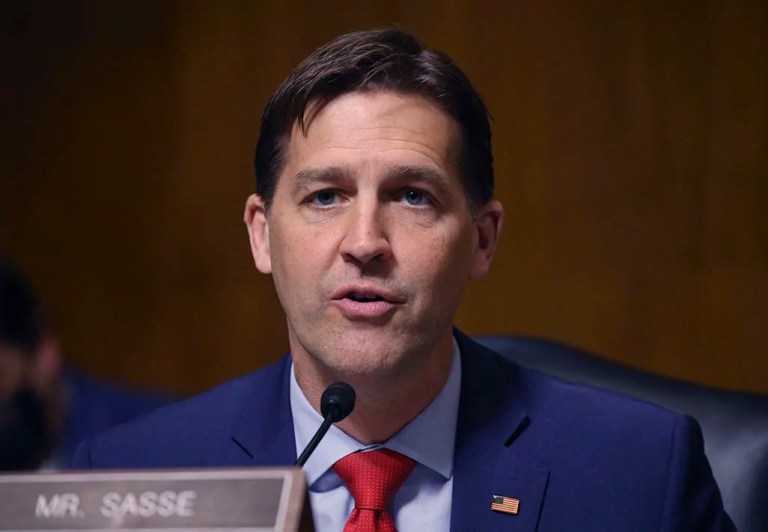 DeSantis calls for inquiry into former University of Florida President Ben Sasse’s expenses
