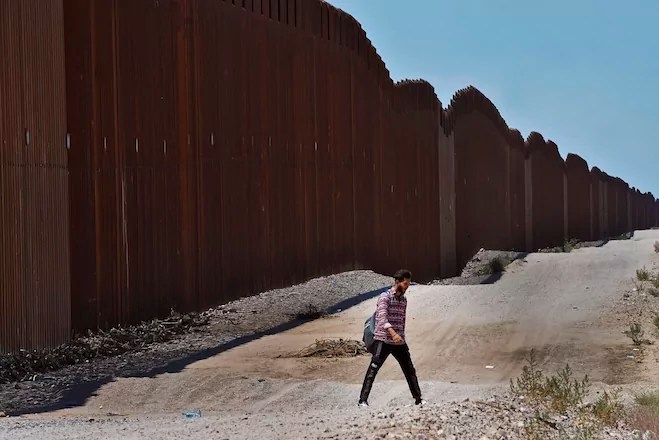 DHS suspends parole program flights months before election