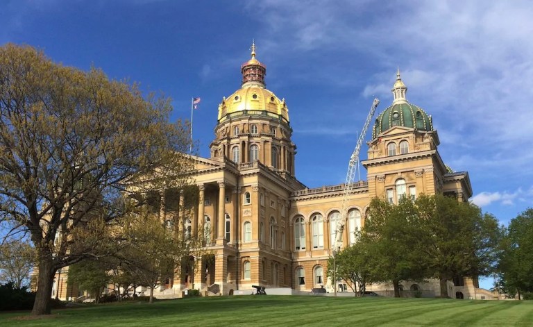 Three libertarian candidates kicked off Iowa ballot after Republican-aligned challenge