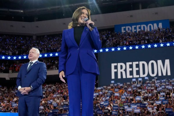 Kamala Harris leans on Wisconsin ‘forward’ motto at rally that vied with DNC