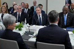 US drops technology export bans for Australia and United Kingdom