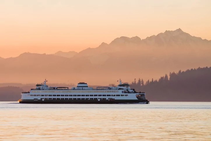 Washington ferry workers union wants better pay for below-deck employees