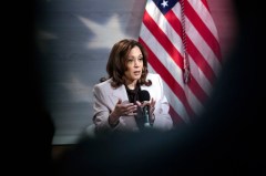 Harris tells black men she is working to earn their vote after drift toward Trump