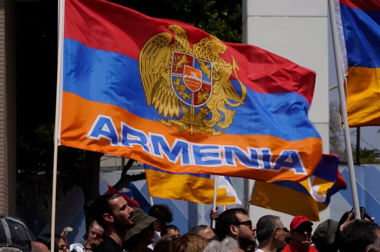 Harris faces new ‘uncommitted’ campaign from Armenian Americans