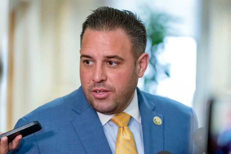 D’Esposito responds after report he put ex-mistress and fiancee’s daughter on federal payroll: ‘I did not violate any ethics’