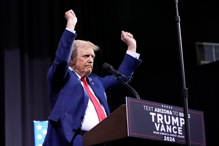 Trump maintains faith in Truth Social, sending the stock price up