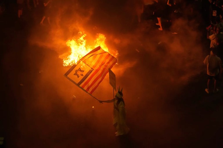 White House split over the future of ceasefire deal after six hostages murdered: Report