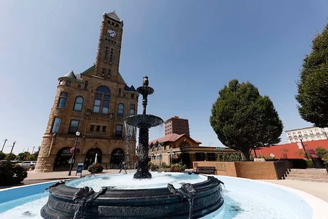 How a small city in Ohio became the epicenter of the immigration debate