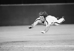 Pete Rose and ‘Shoeless’ Joe Jackson posthumously reinstated by MLB