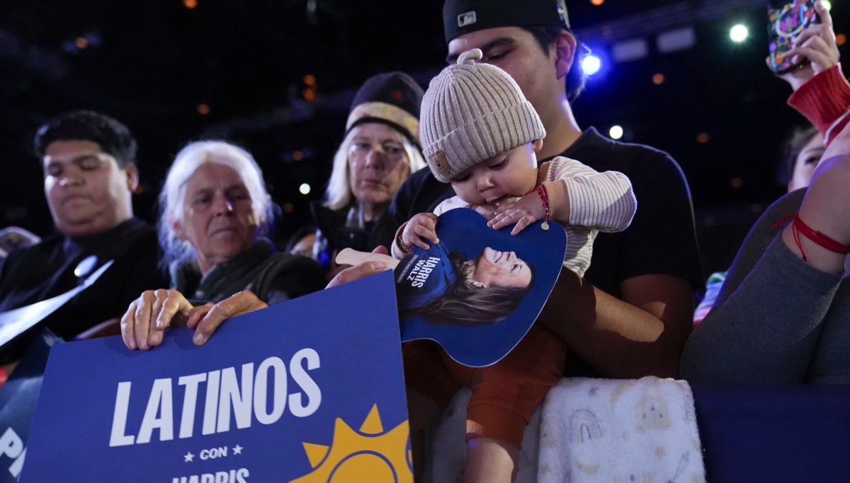 Trump looks to reassure Latino voters as Harris uses star power to make ...