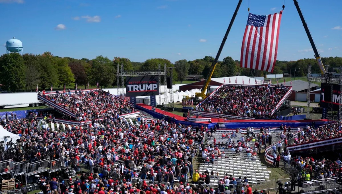 Rep. Mike Kelly contrasts Trump's second Butler rally with first ...