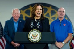 DNC targets MLB playoff game with banner calling Trump an ‘anti-union scab’