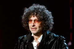 Howard Stern gushes over Harris in interview and laments SNL making fun of her