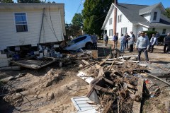 Helene rescues top 2,100; death toll at 204 and rising