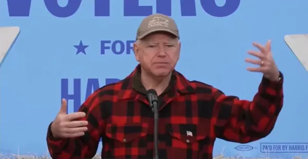 Walz attempts to pick off votes in western Pennsylvania