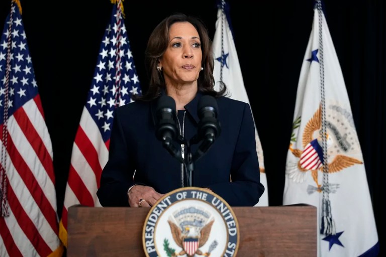 Kamala Harris’s money advantage isn’t paying off