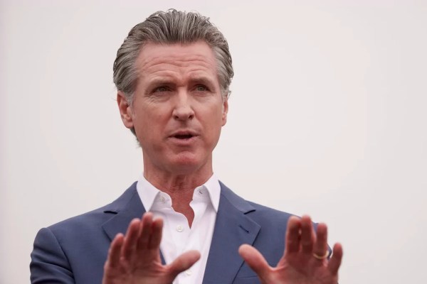 Newsom ups law enforcement operations for retail theft ahead of Christmas shopping season