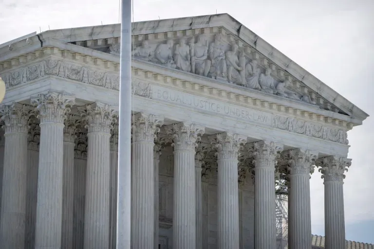 Supreme Court allows Trump plan to cut federal workforce