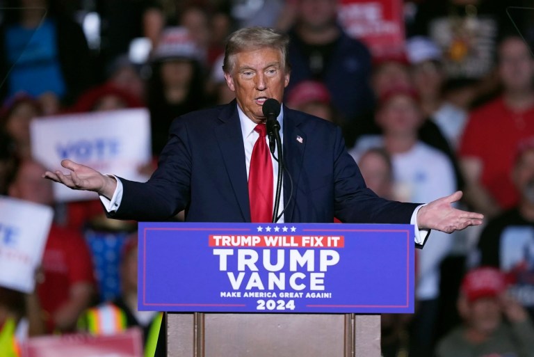 Trump traveling to Dearborn in effort to tip Michigan in his favor