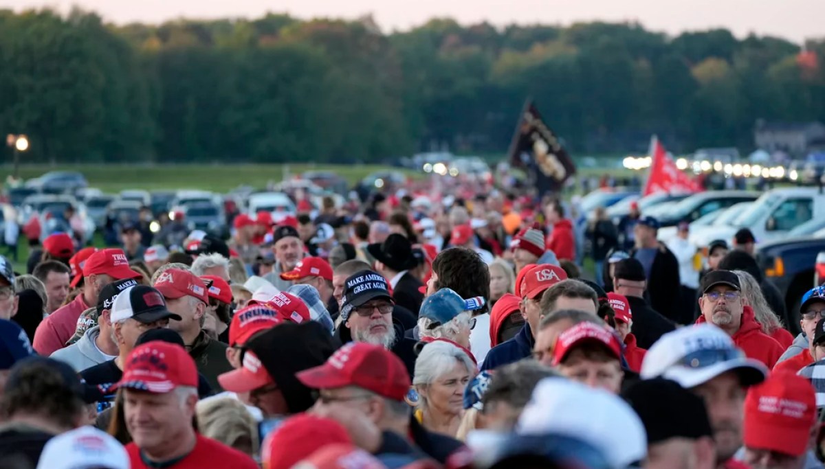 Thousands descend on Butler for raucous return of their hero Donald Trump