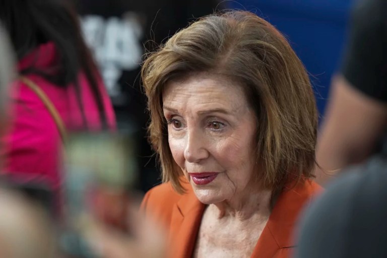 Why it’s time to ban stock trading for DC politicians