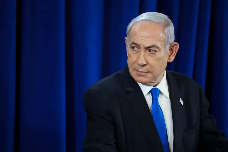 Chris Van Hollen accuses Netanyahu of pushing to drag US into war with Iran