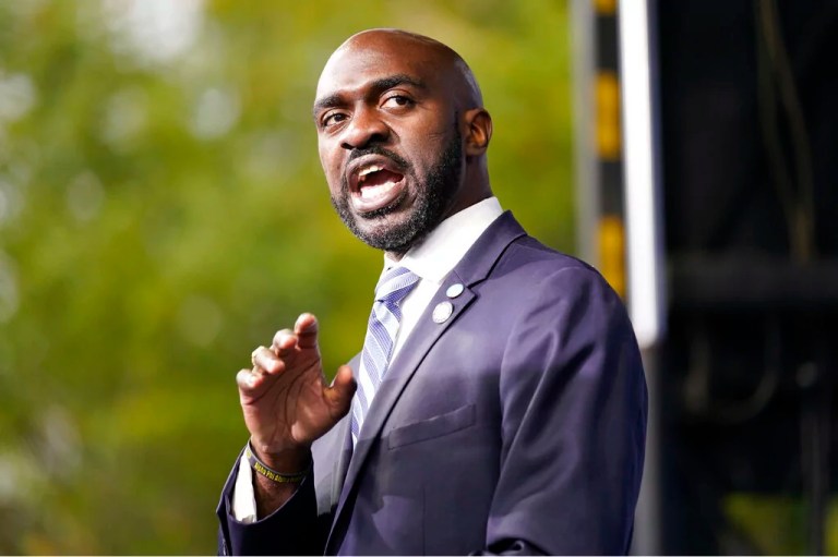 Split ticket: Ambitious New Yorker trying to lead the DNC and NYC