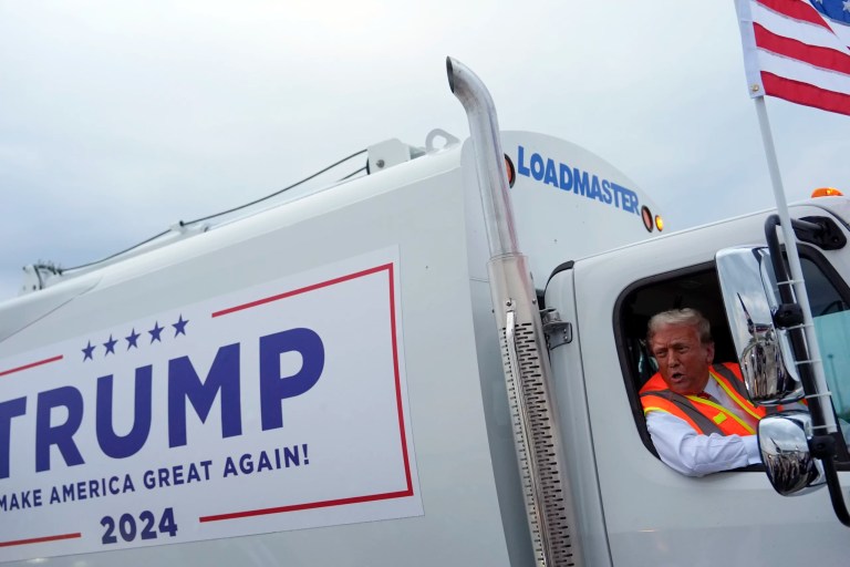Trump’s campaign garbage truck to ride in inaugural parade