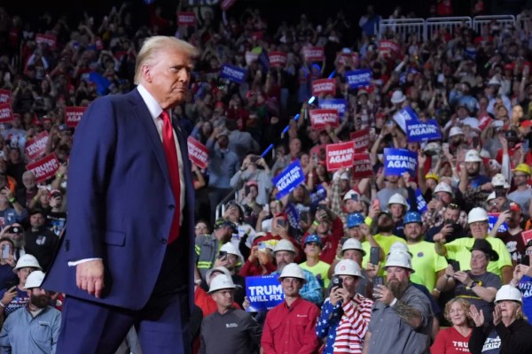 Fraud is top issue for Trump and supporters on Election Day eve