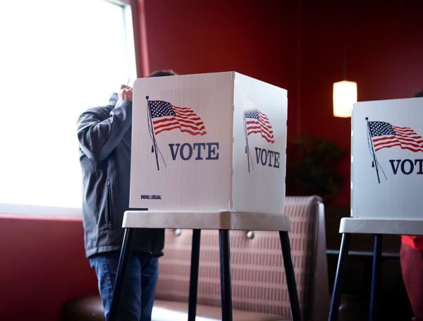 Team Trump touts Republicans swamping early votes: ‘A lot scarier for Democrats’