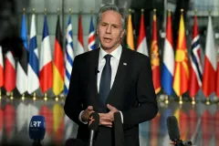US officials have been in direct contact with the Syrian rebel group that ousted Assad, Blinken says