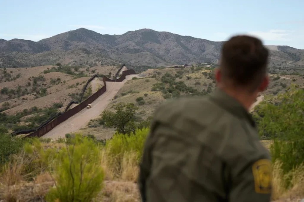 NextImg:GOP presses Democrats over national security in shutdown fight