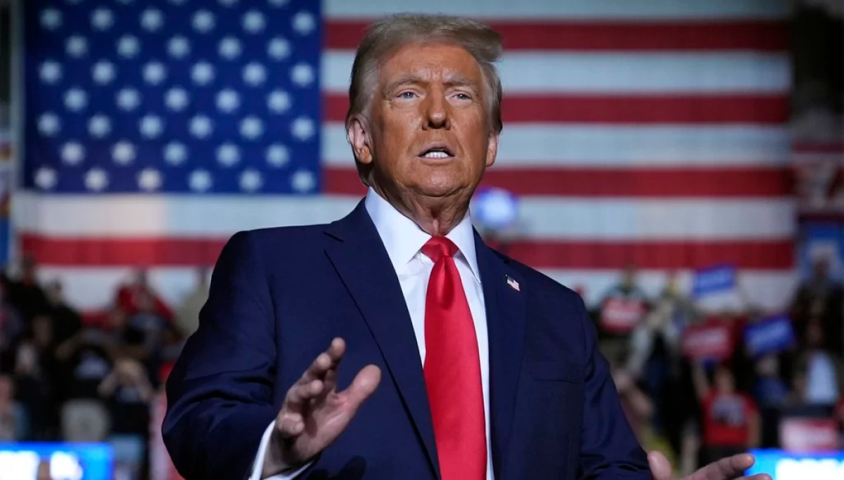 Trump floats idea of using Republican coffers to pay off Democrats' debt