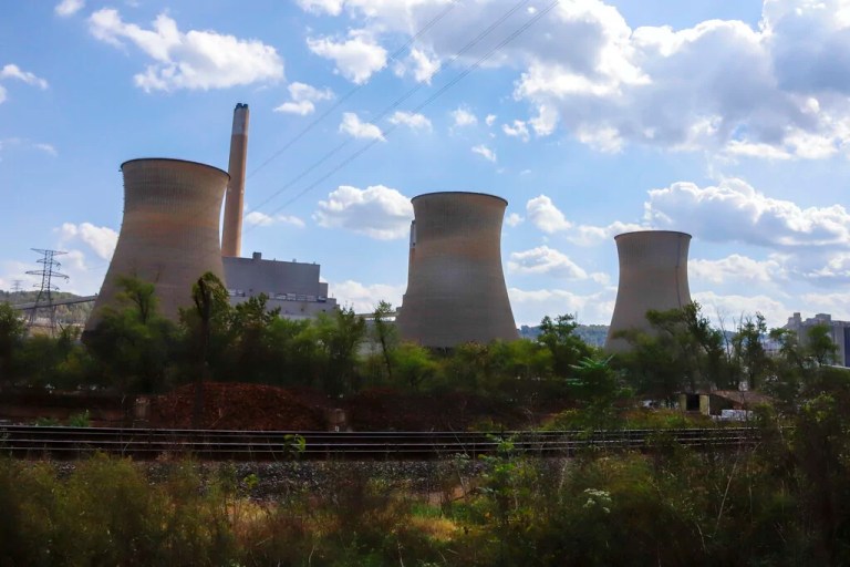 Major utility weighs keeping coal for longer under new Trump administration