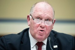 Homan ‘to partner up’ with Abbott after fights with Biden