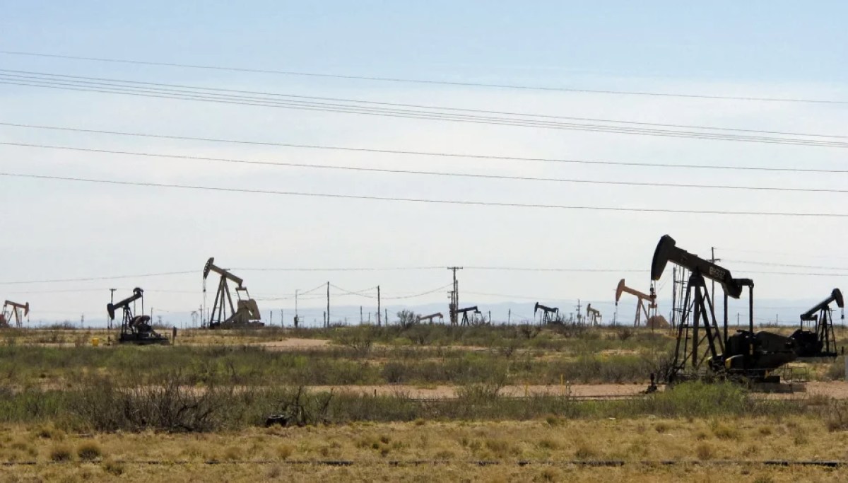 Oil executives pessimistic as drilling activity dips for end of year