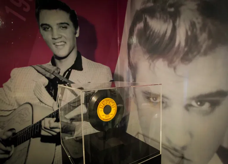 Elvis Presley estate files lawsuit against auctioneer for selling artifacts