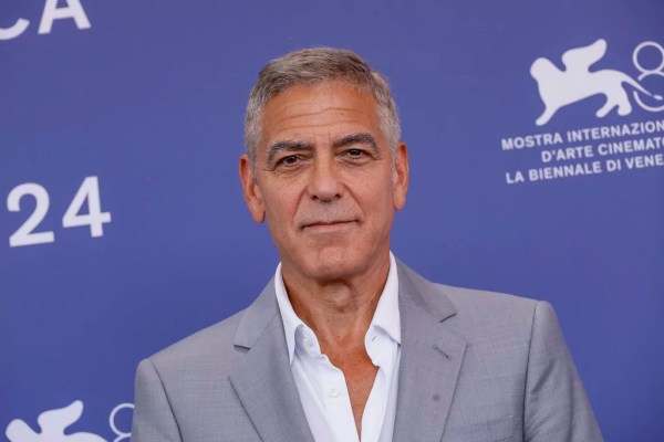 Trump renews spat with 60 Minutes over episode with ‘failed political pundit’ George Clooney
