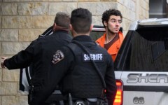 Luigi Mangione screams to press before extradition hearing in Pennsylvania