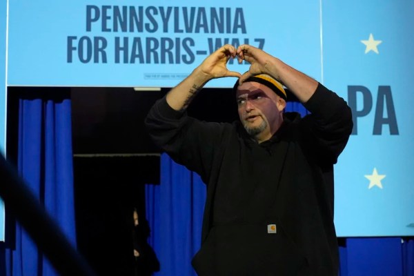 Musk issues approval of Fetterman after compliments