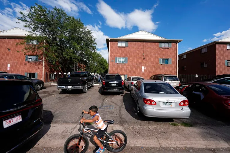 Authorities close ‘crime-infested’ Aurora apartment complex after more suspected Tren de Aragua violence