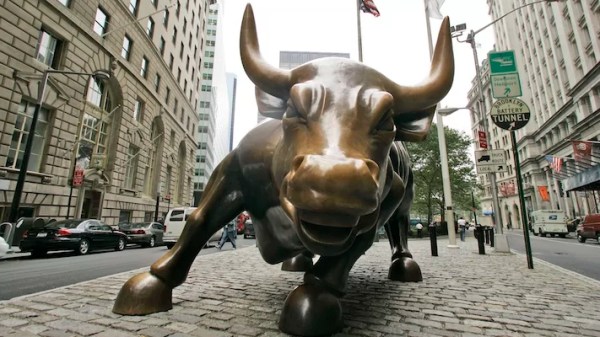 Dow drops more than 600 points as new Trump tariffs set to take effect