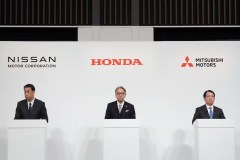 Honda and Nissan begin merger talks to create third-largest carmaker
