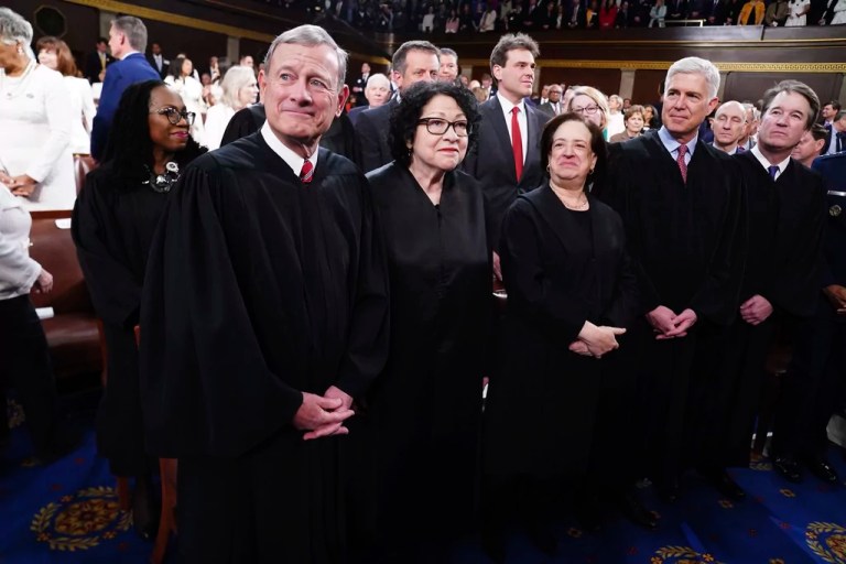 Supreme Court hits two-term record with federal government in half of cases