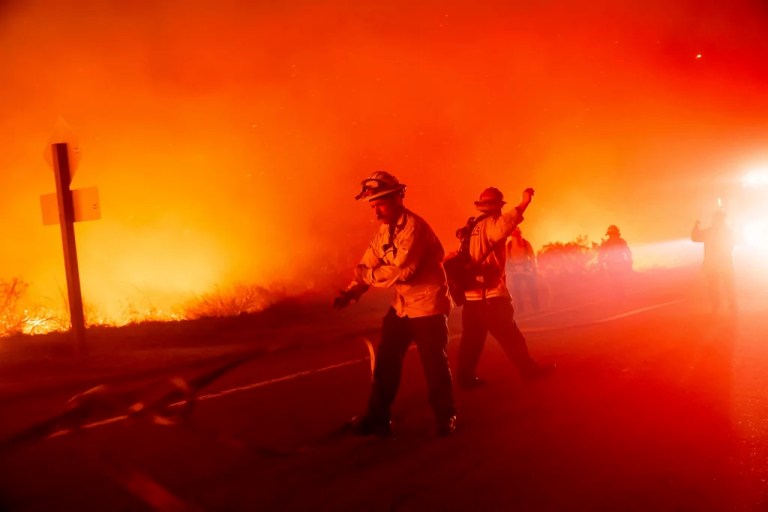 Electrical spark at utility commission tower blamed for Eaton Fire: Lawsuit