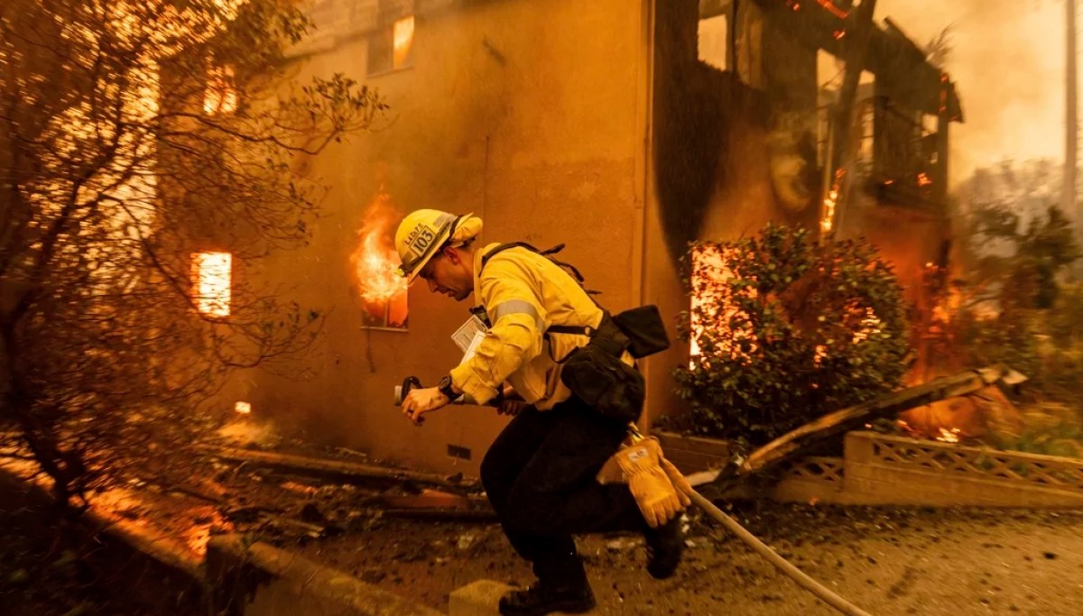 Los Angeles fire investigators blame electrical equipment for 2025 Eaton fire