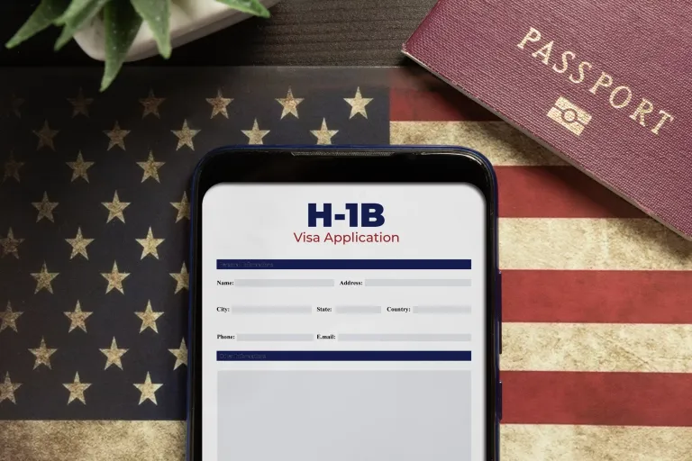 H-1B visa application (Getty Images)