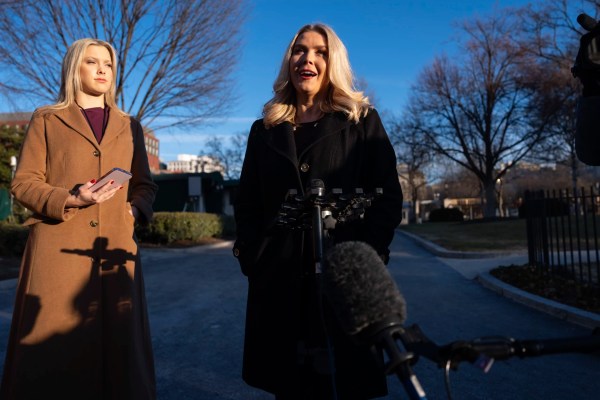White House denies defying court order pausing deportation of Venezuelan gang members