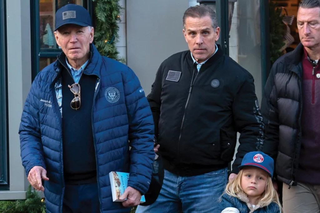 NextImg:FBI ‘working hard’ to investigate Biden bribery evidence: Bondi